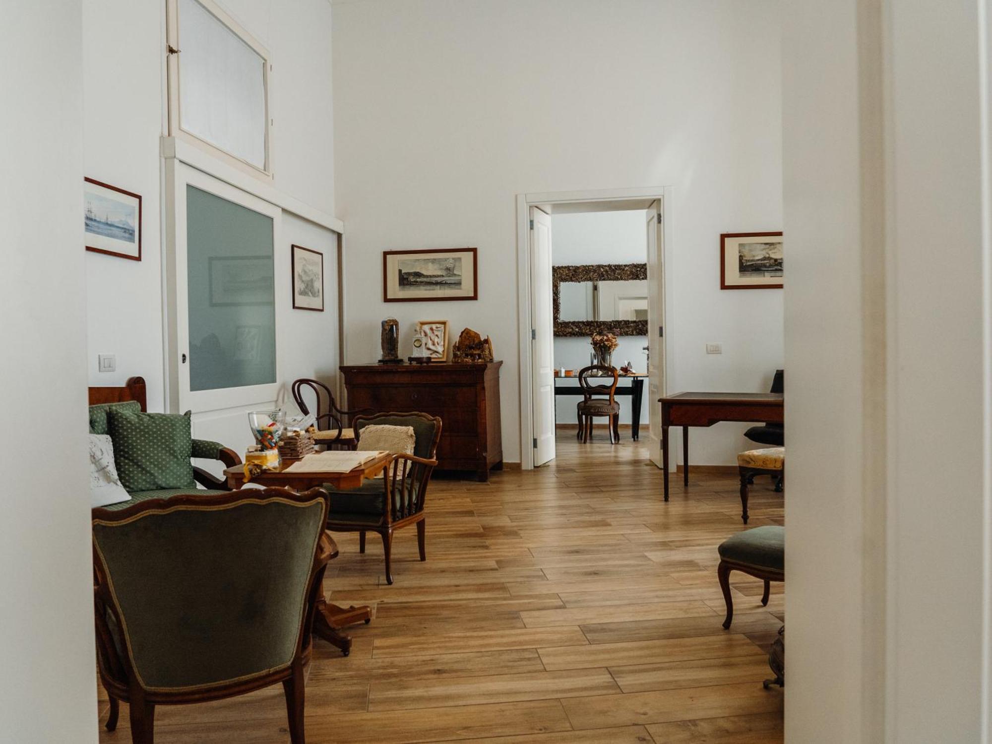 Lo Specchio Dei Papiri Bed & Breakfast Napoli Dış mekan fotoğraf