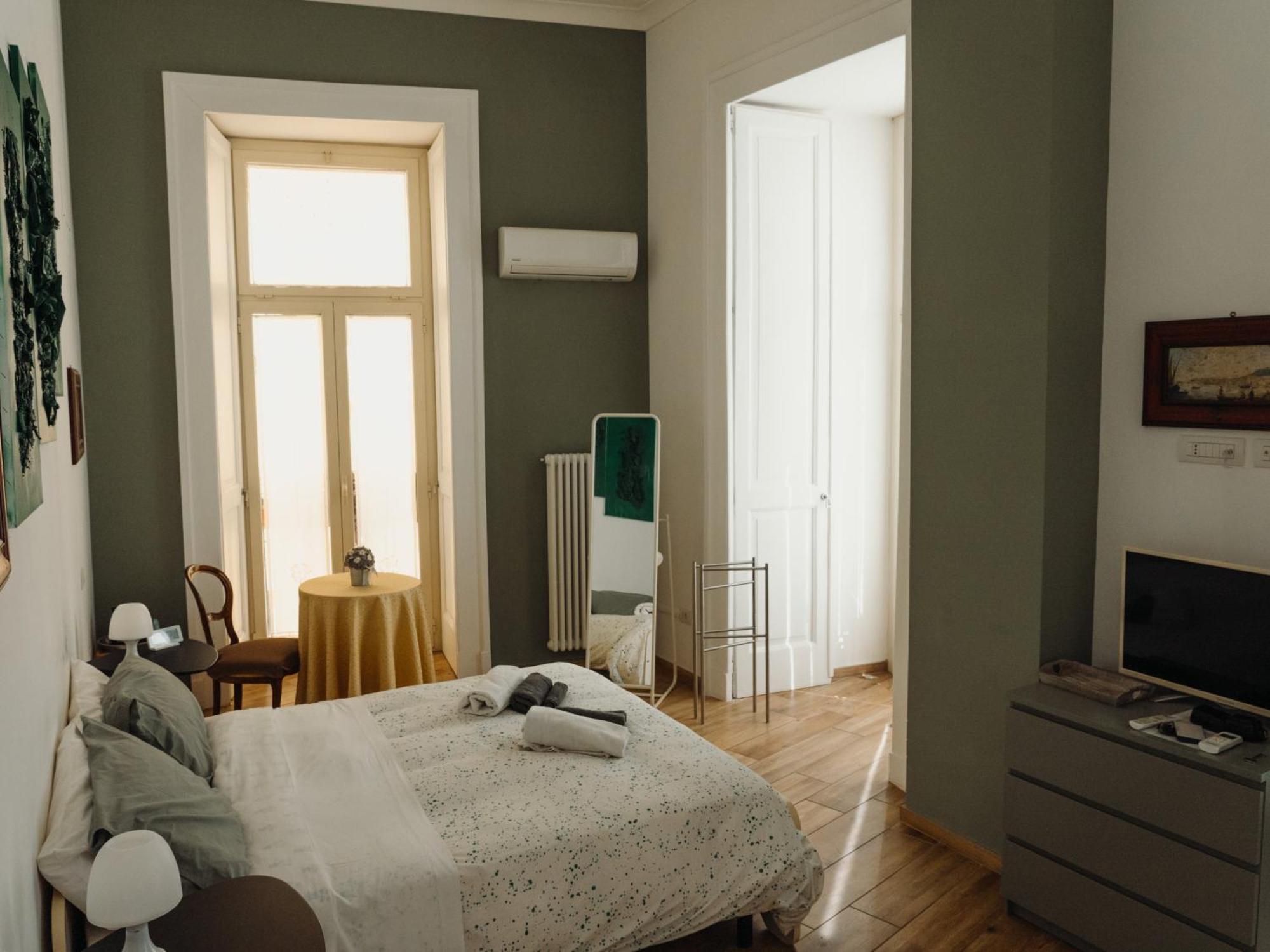 Lo Specchio Dei Papiri Bed & Breakfast Napoli Dış mekan fotoğraf